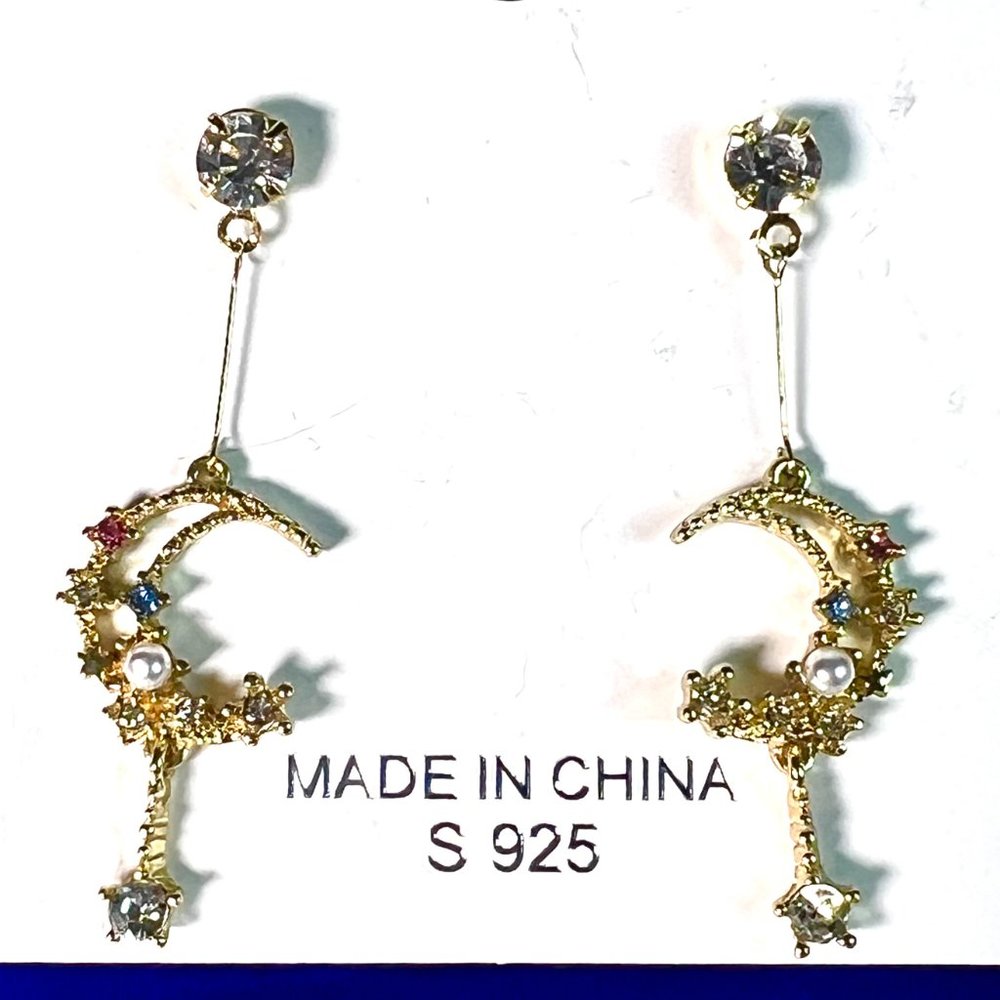 NWOT Celestial Moon & Star Crystal & Pearl Dangle Earrings Gold Finished S925 - Picture 1 of 6